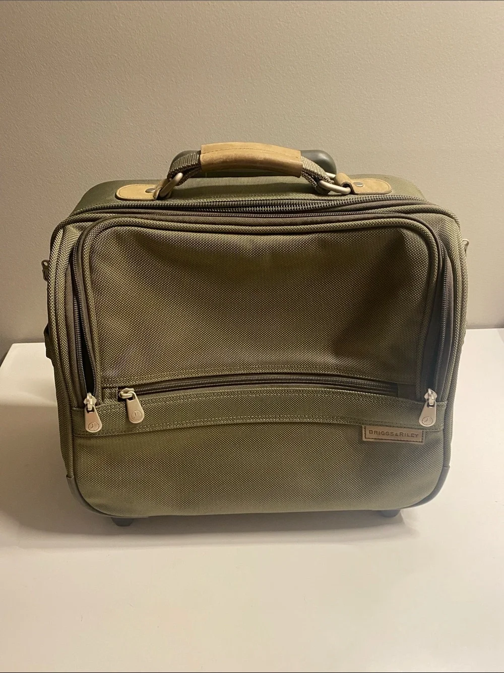 Briggs & Riley 2-Wheel Cabin Bag Carry On Luggage Olive Green